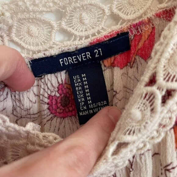 FOREVER 21 Cream Beige Pink Orange Floral Crochet Lace Cold Shoulder Crop Top M - Picture 4 of 11